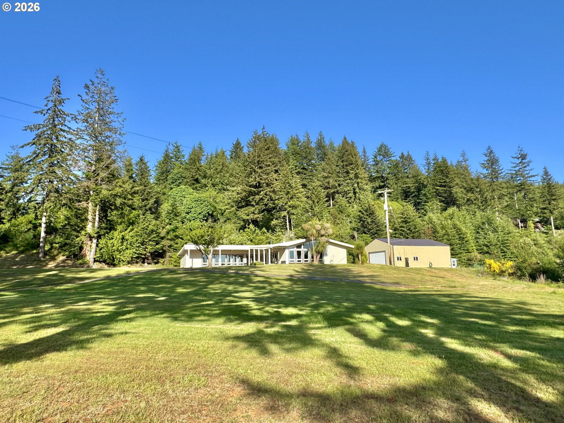 94475 Golf Course Lane North Bend, OR 97459 - Photo 40 of 47