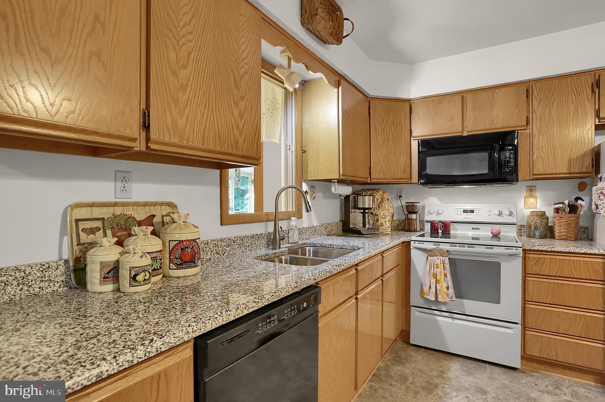 2118 Walnut Bottom Road Carlisle, PA 17015 - Photo 13 of 40 Gallery Image 13