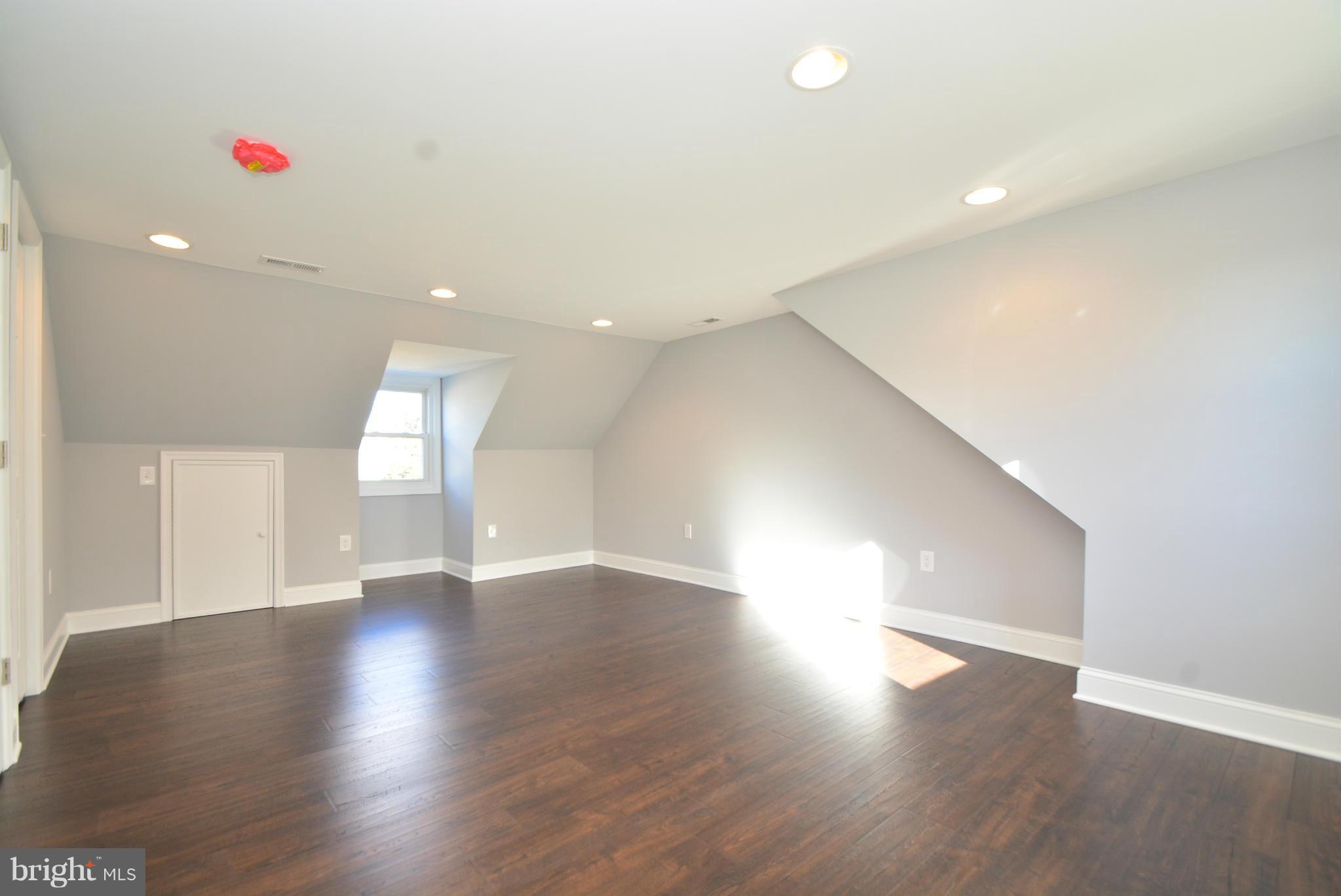 8207 Watersedge Road Baltimore, MD 21222 - Photo 14 of 30 Bedroom