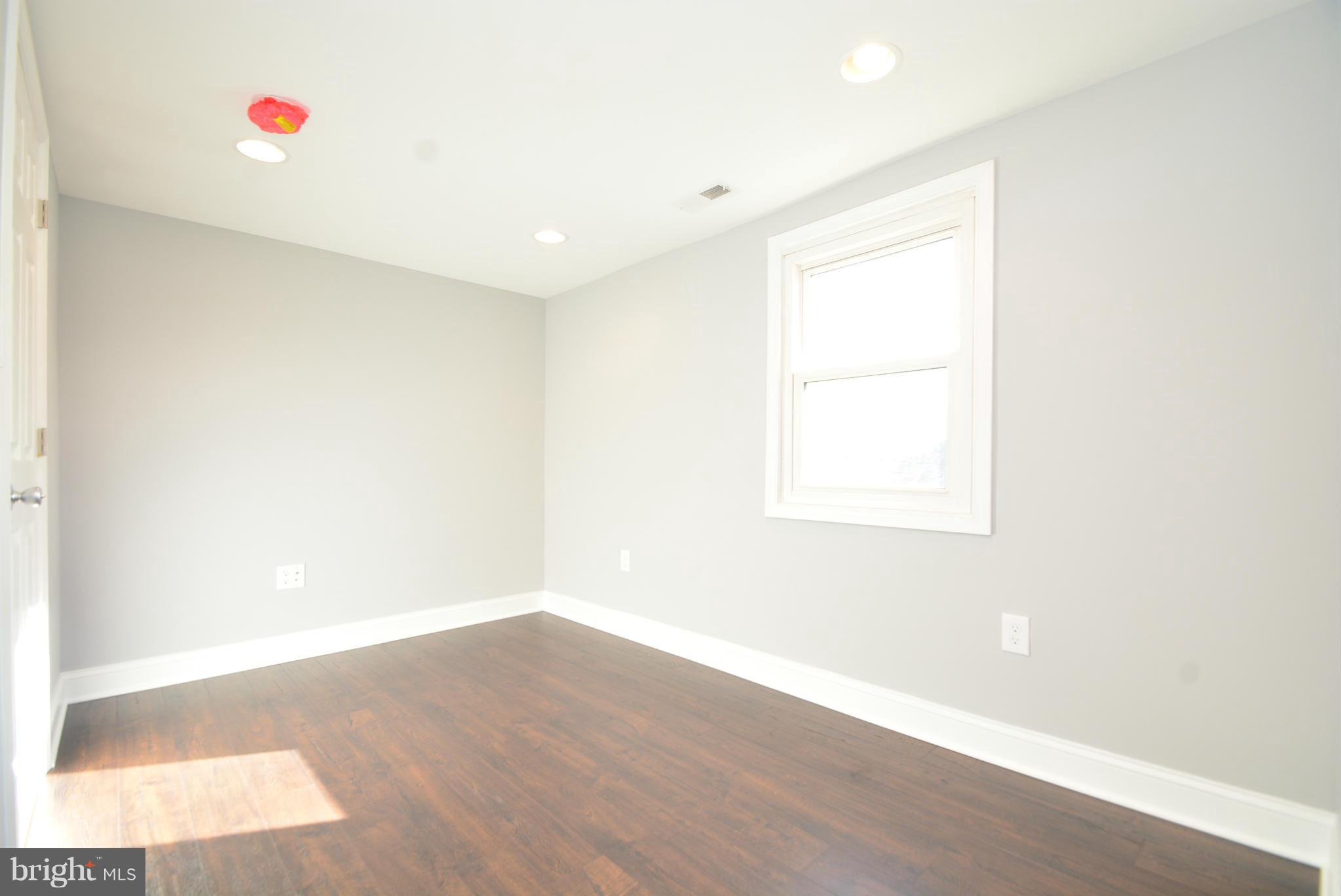8207 Watersedge Road Baltimore, MD 21222 - Photo 18 of 30 Bedroom
