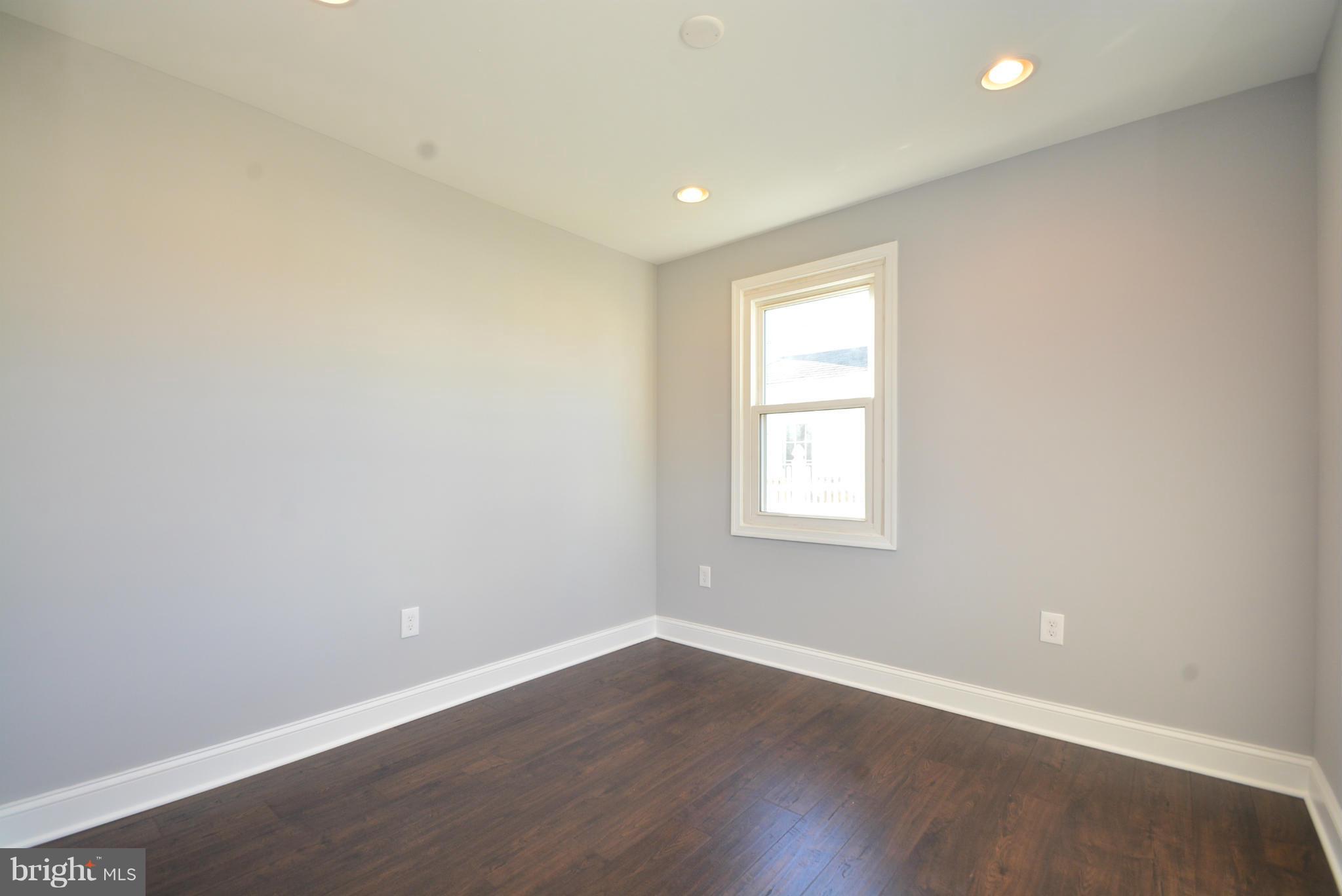 8207 Watersedge Road Baltimore, MD 21222 - Photo 10 of 30 Bedroom