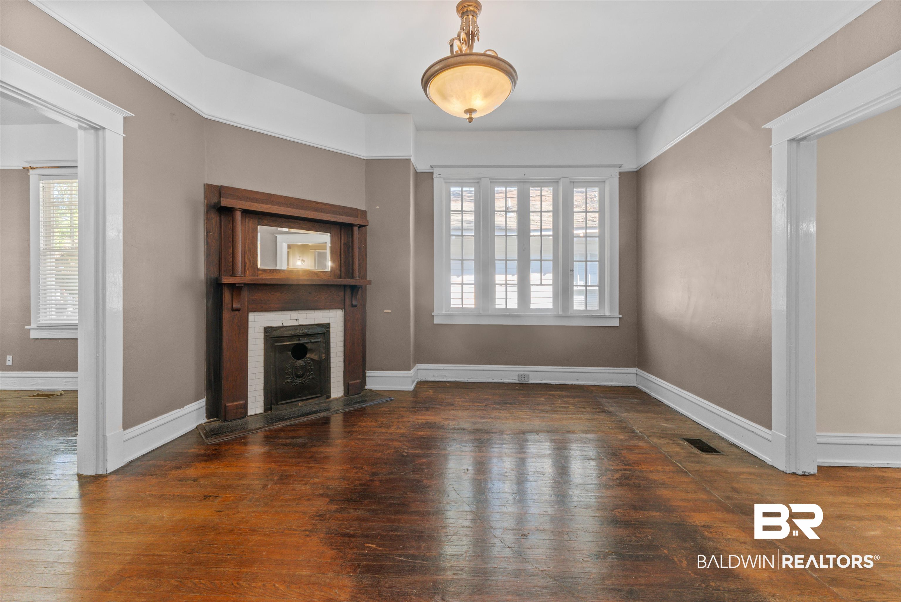 21 Houston Street Mobile, AL 36606 - Photo 11 of 38