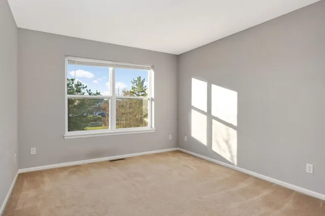 $2,495 | 16872 90th Court North, Maple Grove, MN 55311