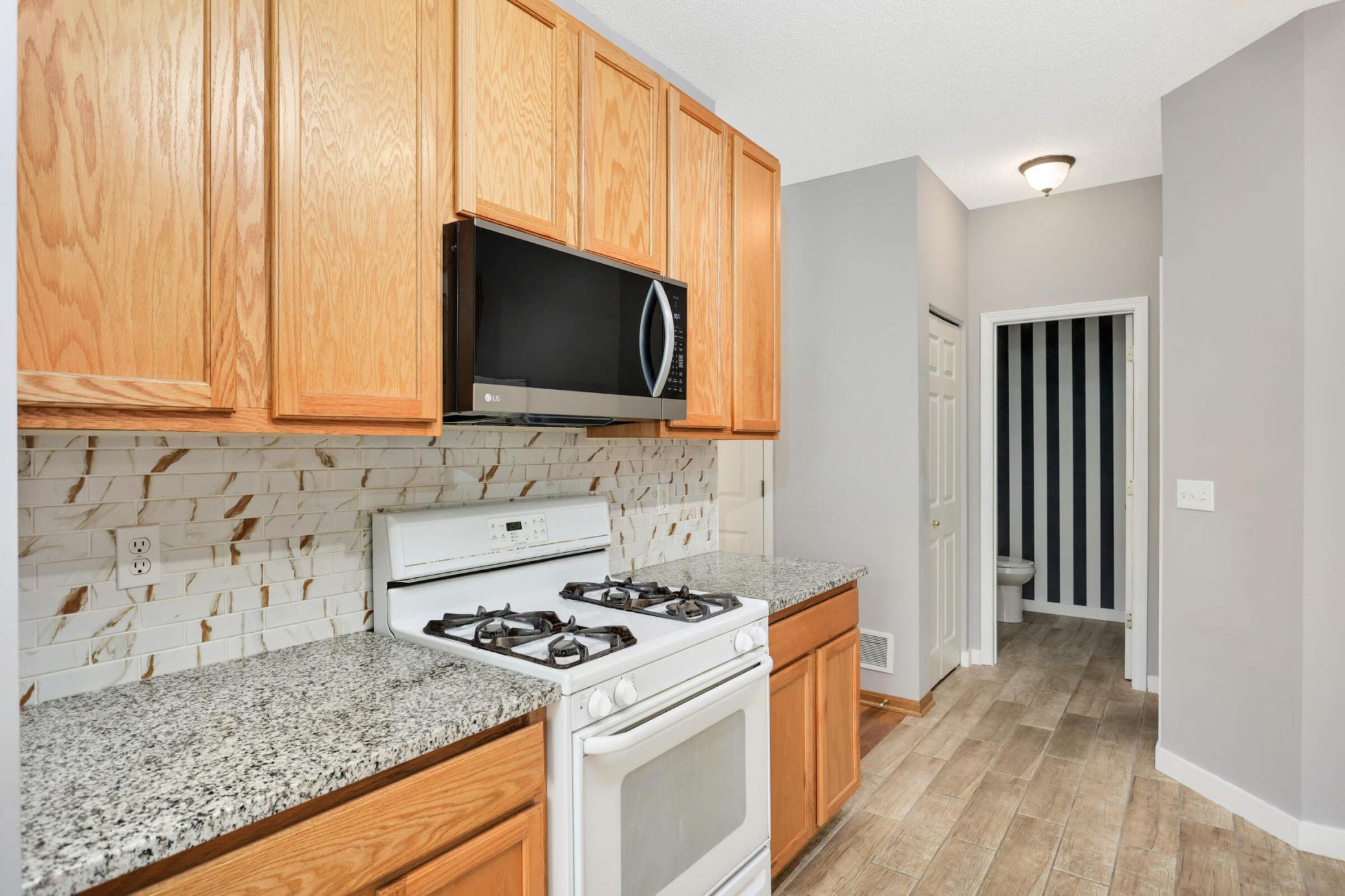 16872 90th Court North Maple Grove, MN 55311 - Photo 3 of 31