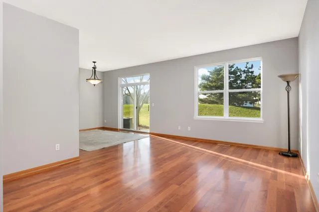 $2,495 | 16872 90th Court North, Maple Grove, MN 55311