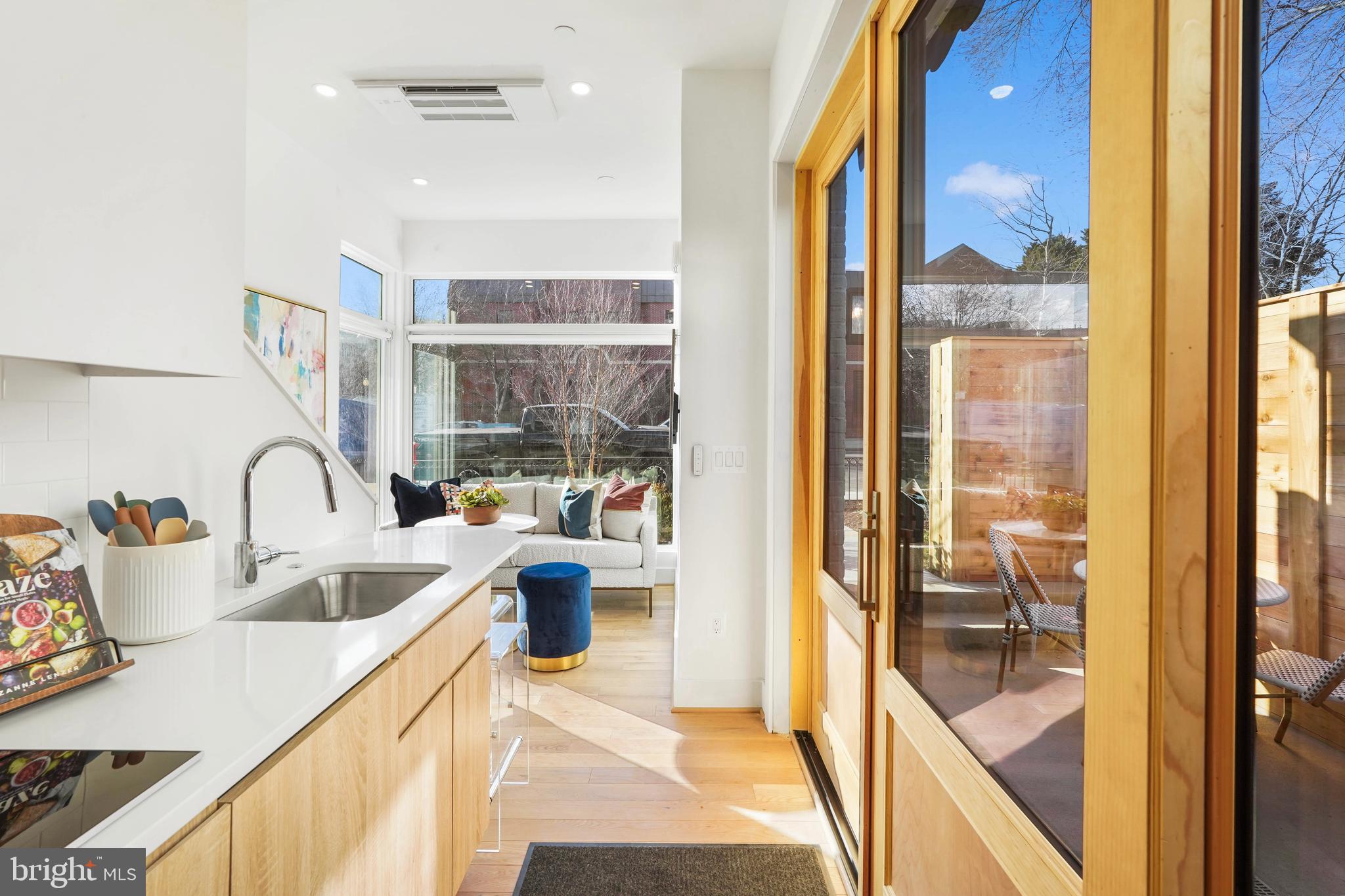 1237 W Street Northwest, Unit E Washington, DC 20009 - Photo 5 of 11