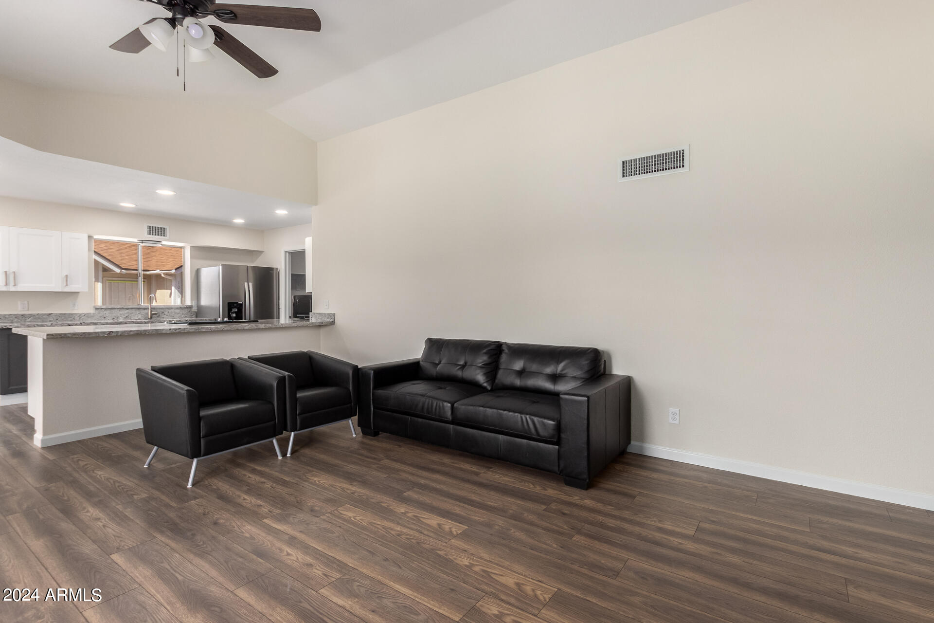 1055 North Recker Road, Unit 1022 Mesa, AZ 85205 - Photo 5 of 27 05-Recker