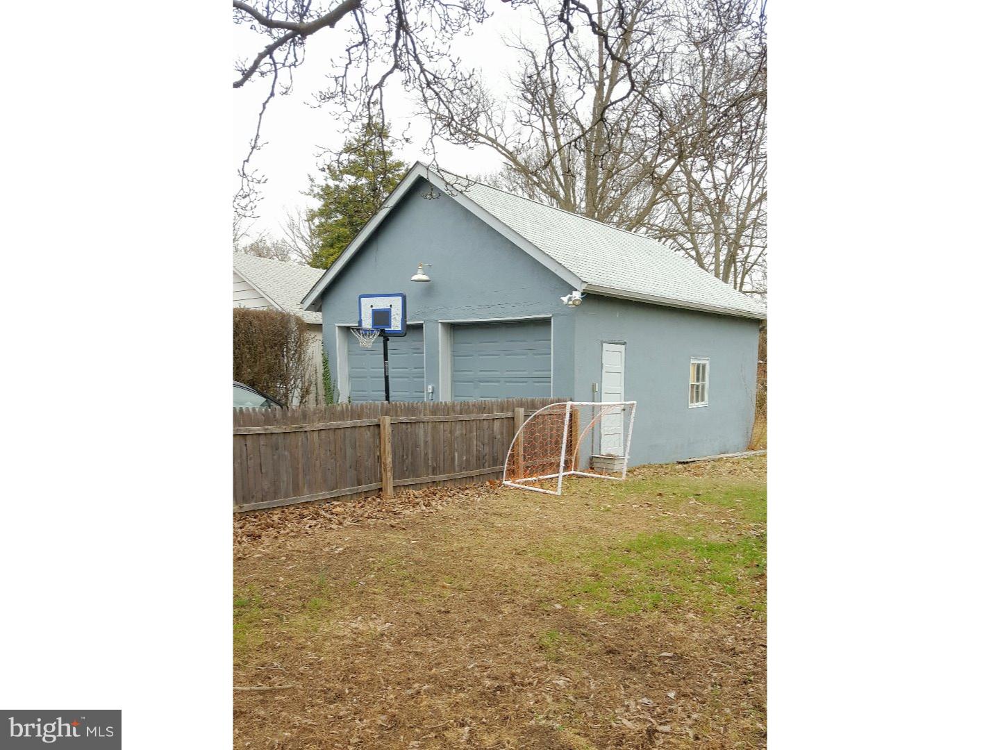 405 Warwick Road Magnolia, NJ 08049 - Photo 23 of 25