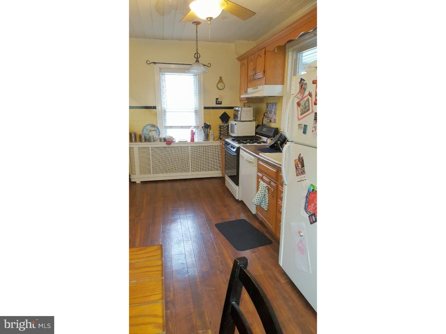 405 Warwick Road Magnolia, NJ 08049 - Photo 9 of 25