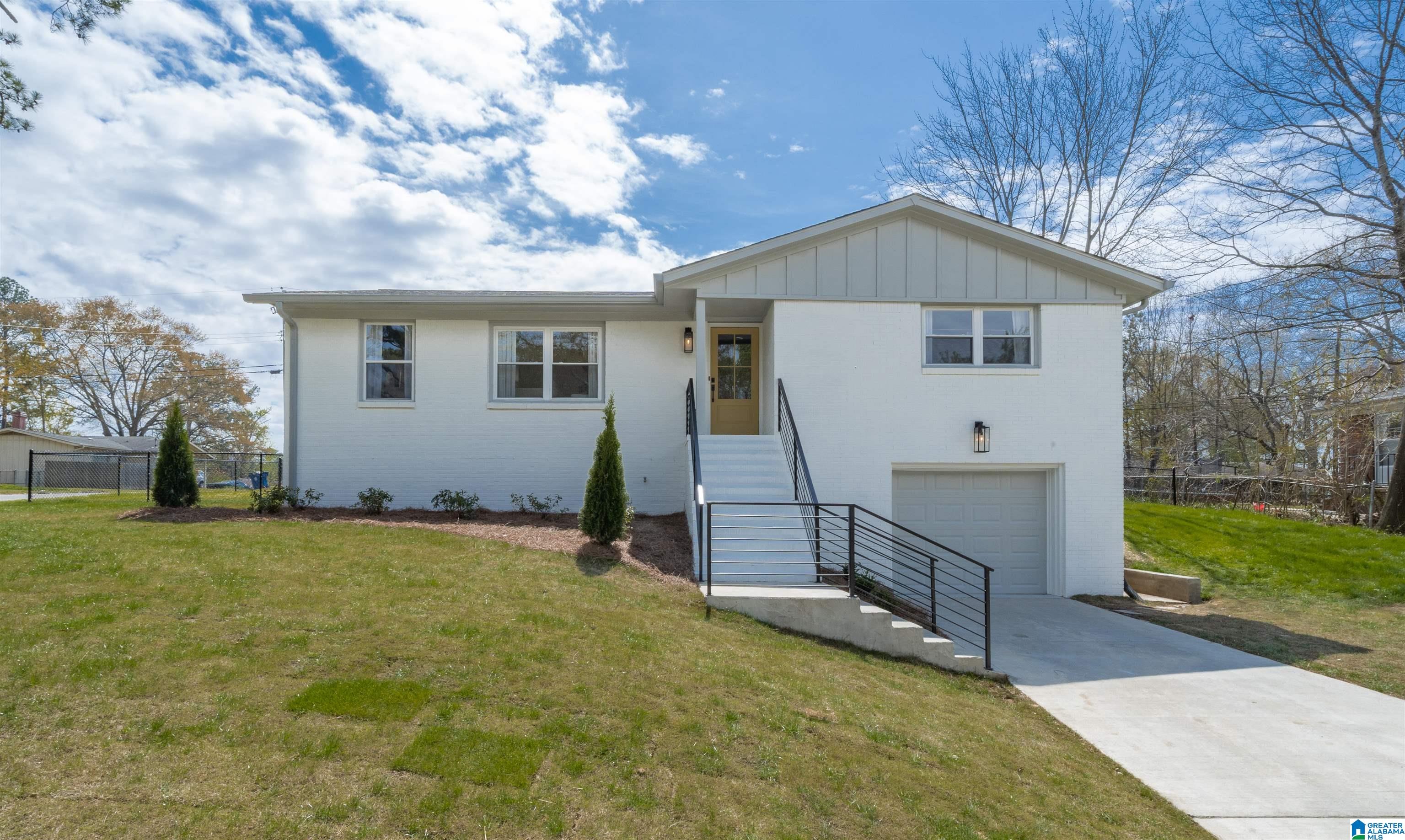 121 Ridgemoor Drive Birmingham, AL 35209 - Photo 1 of 47