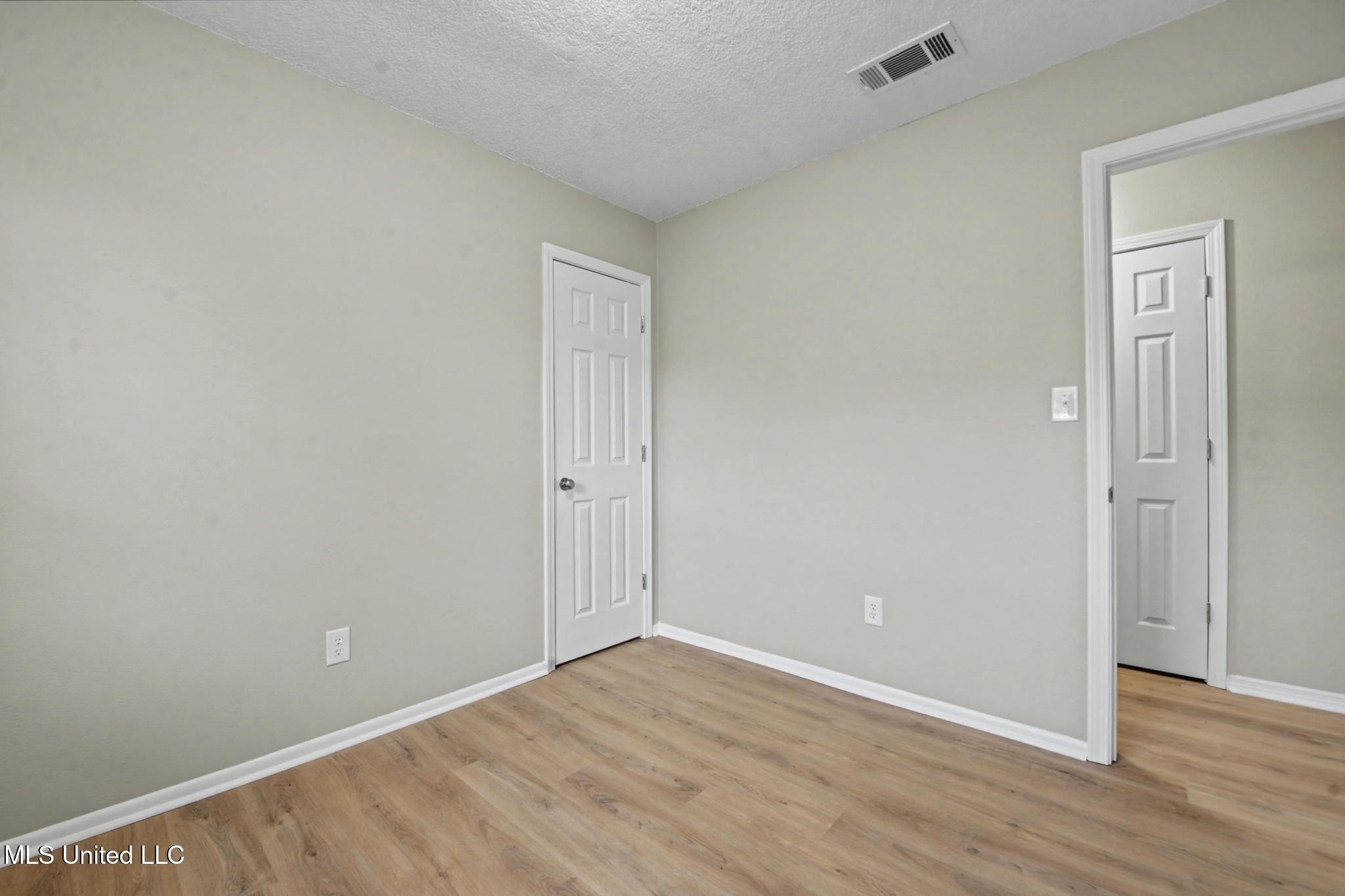 2009 Graveline Road Gautier, MS 39553 - Photo 14 of 29 014