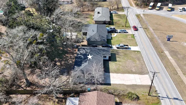 $218,750 | 2009 Graveline Road, Gautier, MS 39553