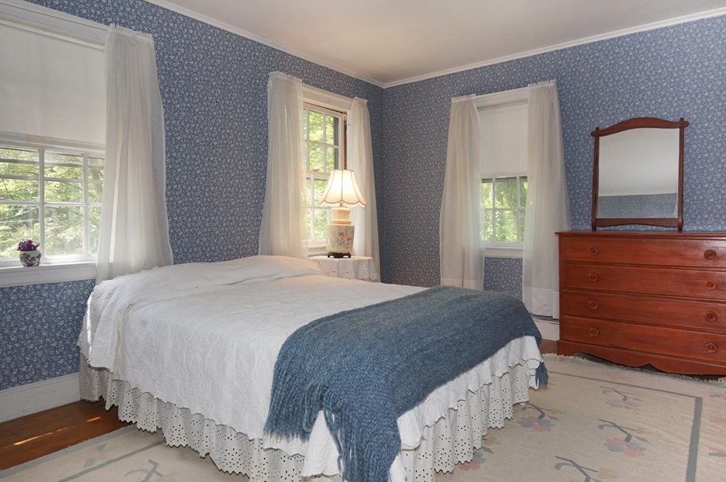 95 Craftsland Road Brookline, MA 02467 - Photo 19 of 27 Gallery Image 19