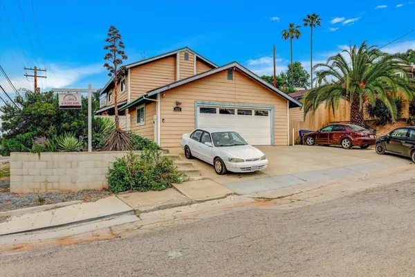 $845,999 | 8955 Winter Gardens Boulevard, Lakeside, CA 92040