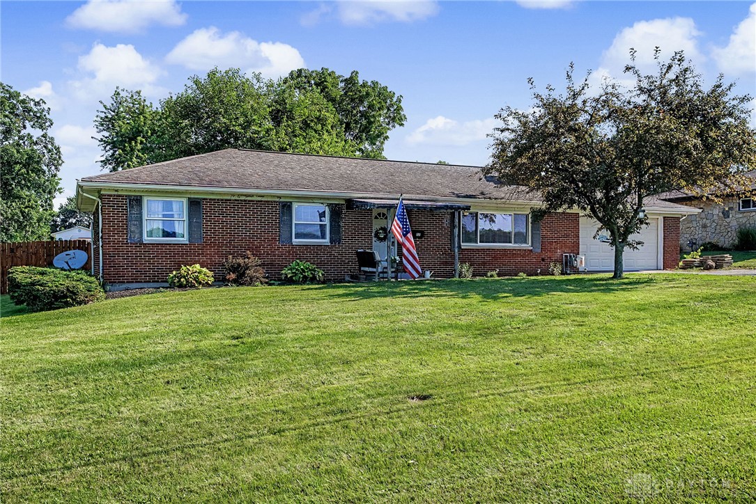 350 Broadway Road Enon, OH 45323 - Photo 2 of 49
