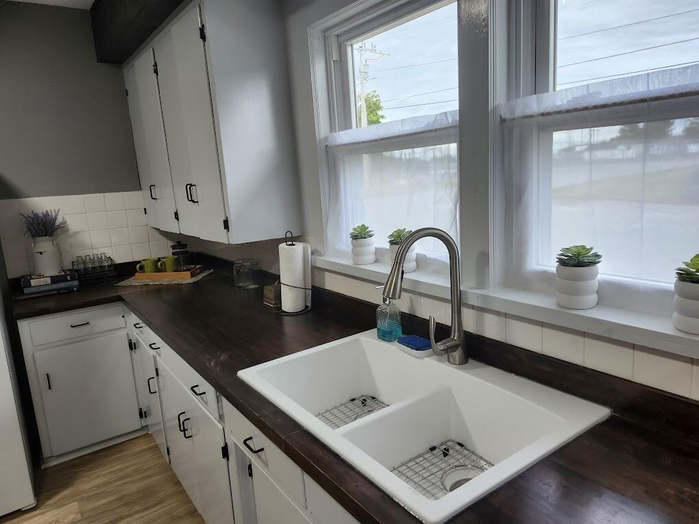 56 Cedar Street East Millinocket, ME 04430 - Photo 7 of 44 20240925_162322