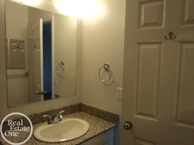 8401 18 18 Mile Road, Unit 124 Sterling Heights, MI 48313 - Photo 39 of 52