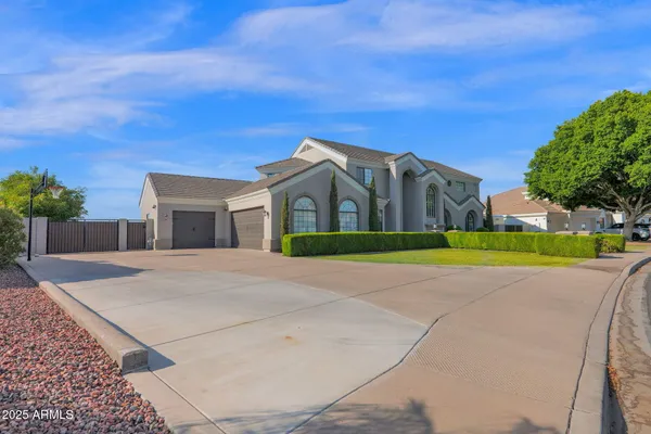 $1,350,000 | 2040 East Norcroft Street, Mesa, AZ 85213