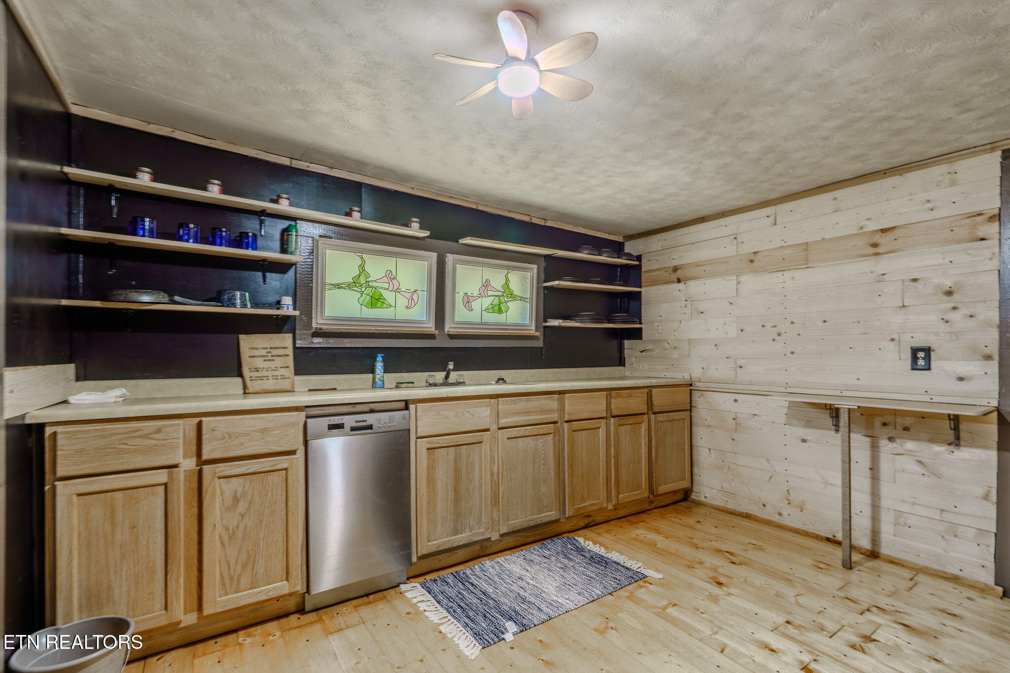 407 Ramsey Road Winfield, TN 37892 - Photo 19 of 28 19-web-or-mls-_DSC2051-HDR