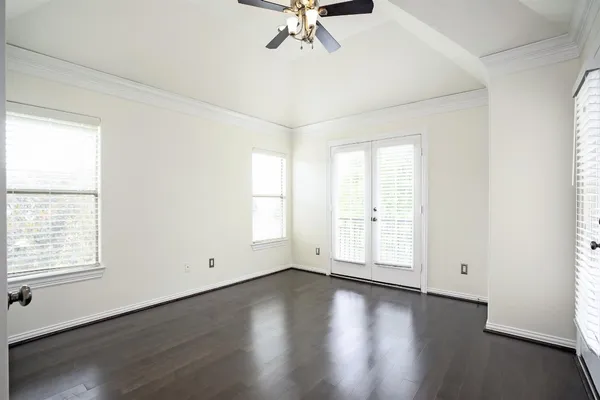 $3,400 | 2043 Palm Forest Lane, Houston, TX 77077