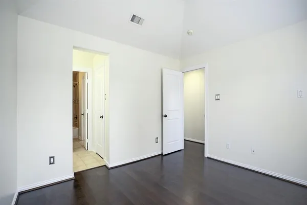 $3,400 | 2043 Palm Forest Lane, Houston, TX 77077