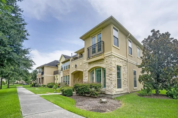 $3,400 | 2043 Palm Forest Lane, Houston, TX 77077