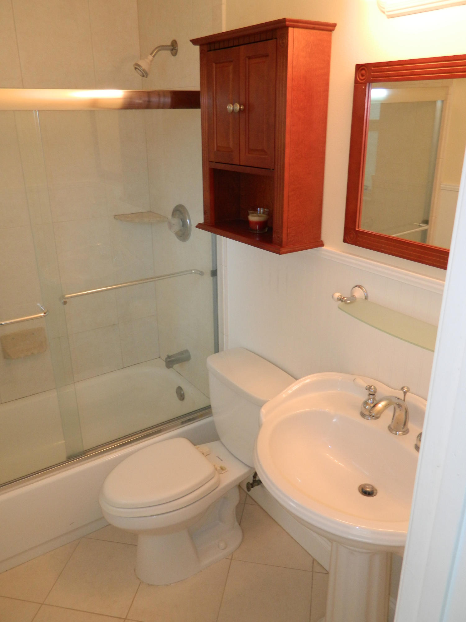 6070 Wolfe Street Jupiter, FL 33458 - Photo 6 of 11 Master Bathroom