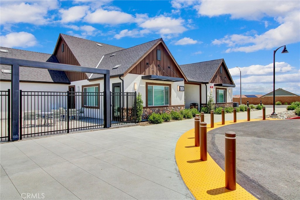 2497 Gunner Ridge Way Rialto, CA 92377 - Photo 44 of 49 Gallery Image 44