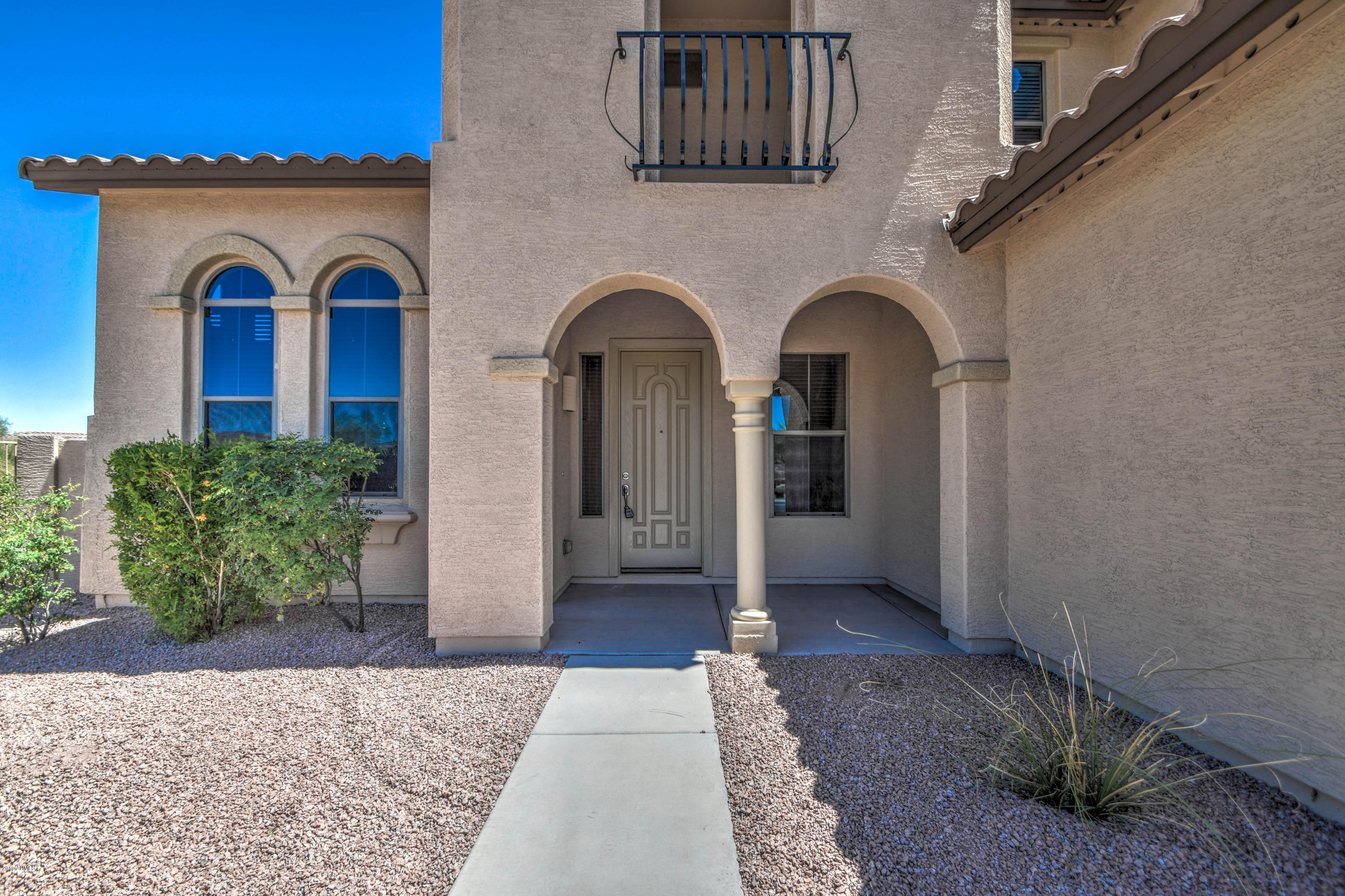 18280 Verdin Road Goodyear, AZ 85338 - Photo 2 of 44 Entry