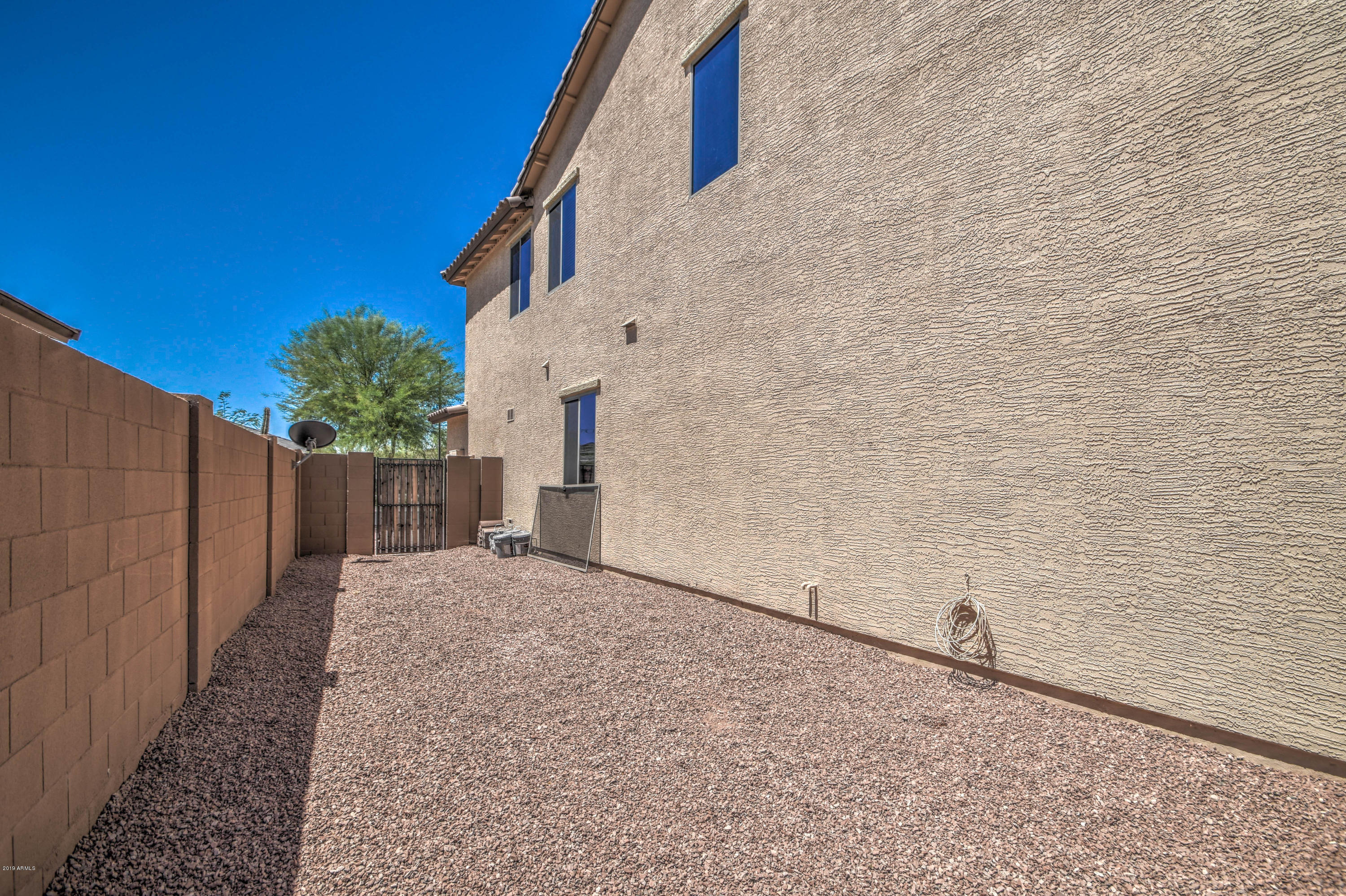 18280 Verdin Road Goodyear, AZ 85338 - Photo 22 of 44 Large Side Yard