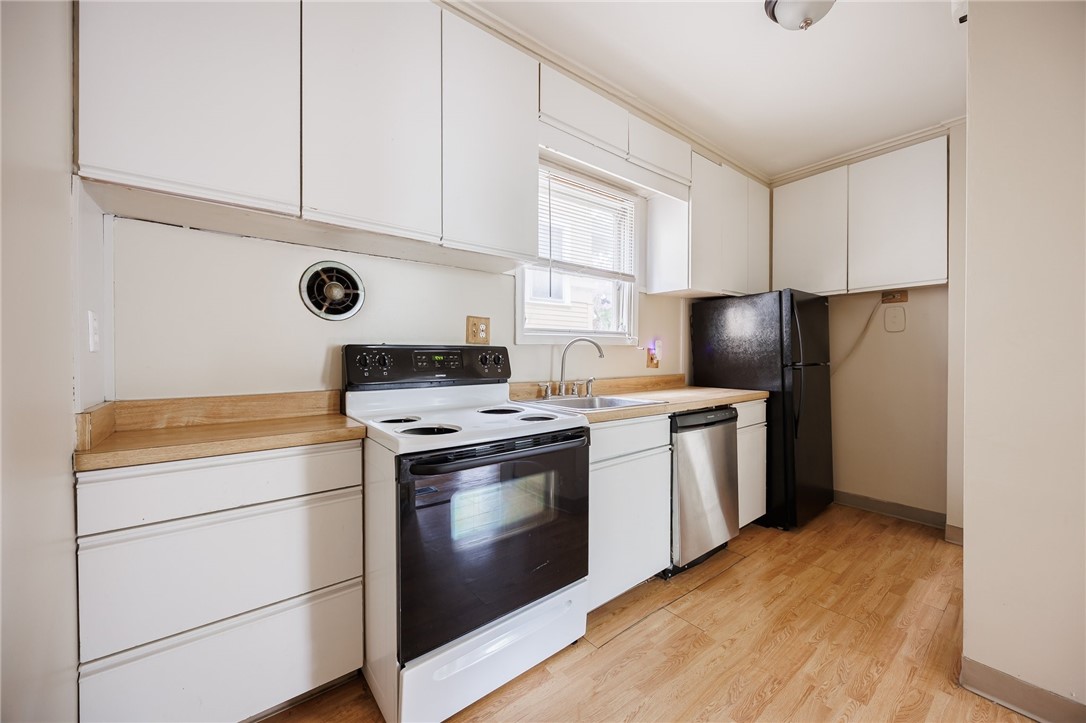 18 Vick Park B, Unit 3 Rochester, NY 14607 - Photo 5 of 12 Kitchen