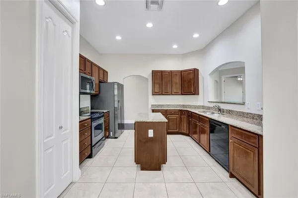 $2,500 | 1338 Corso Palermo Court, Unit 2404, Naples, FL 34105
