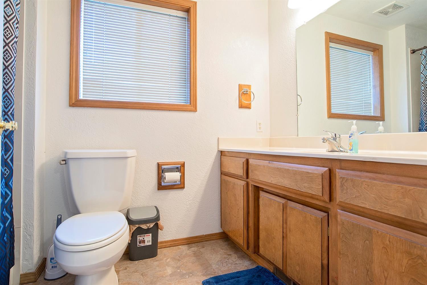 960 Hopkins Road Central Point, OR 97502 - Photo 18 of 24 Additional Photo