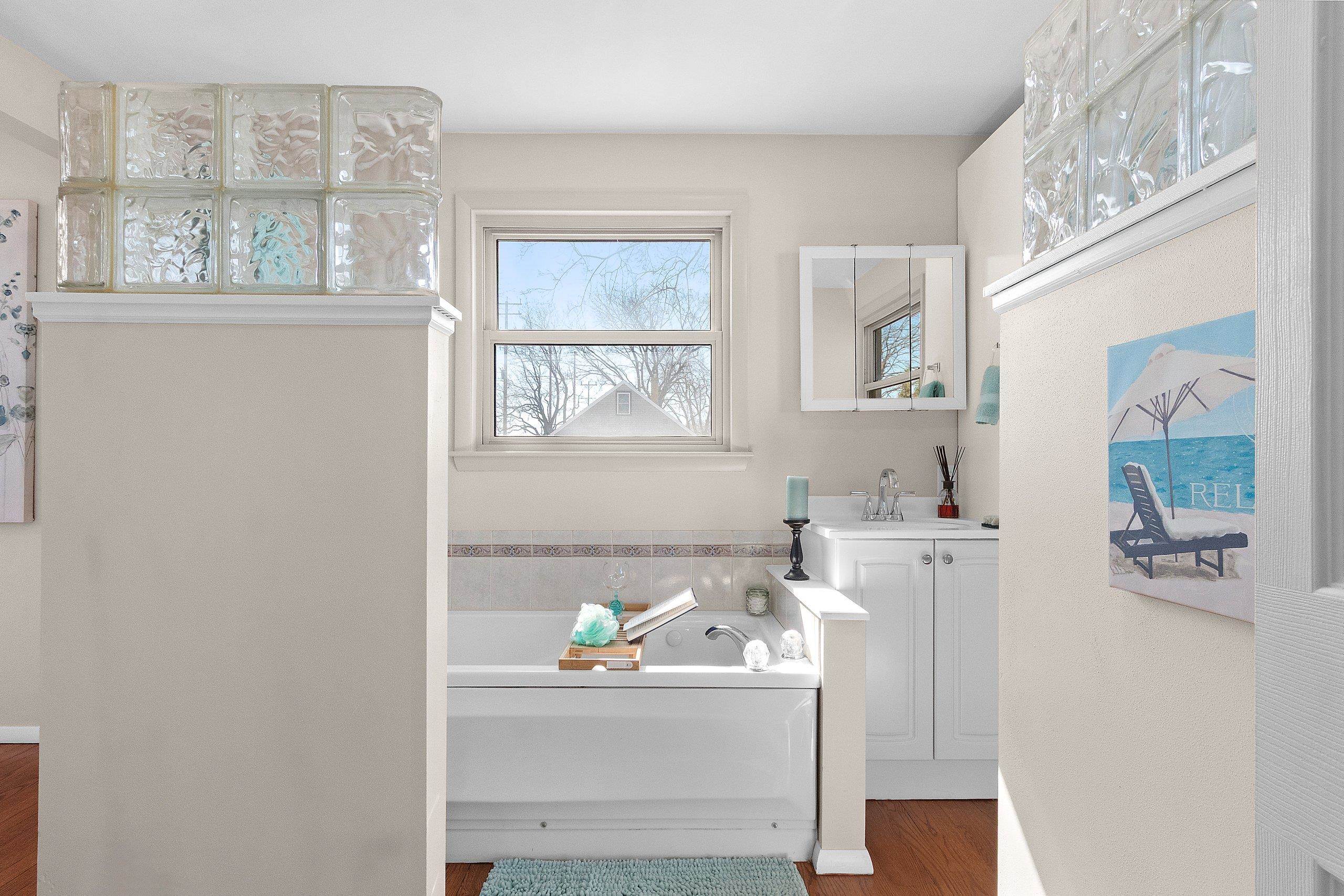 2105 North Ballard Road Appleton, WI 54911 - Photo 17 of 38