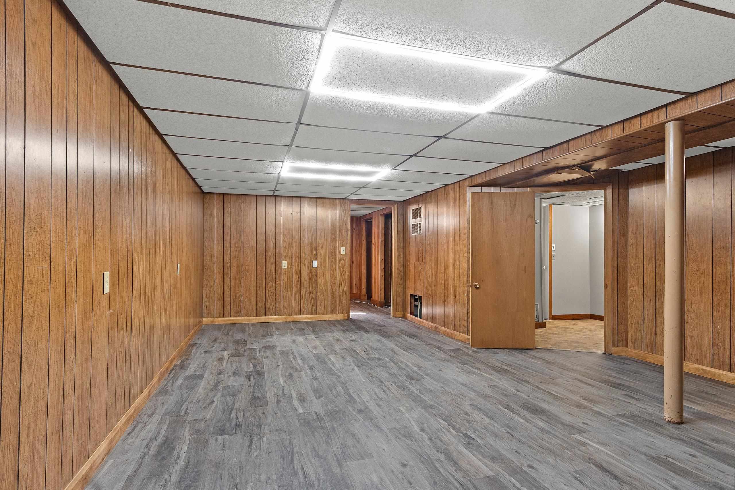 2105 North Ballard Road Appleton, WI 54911 - Photo 20 of 38