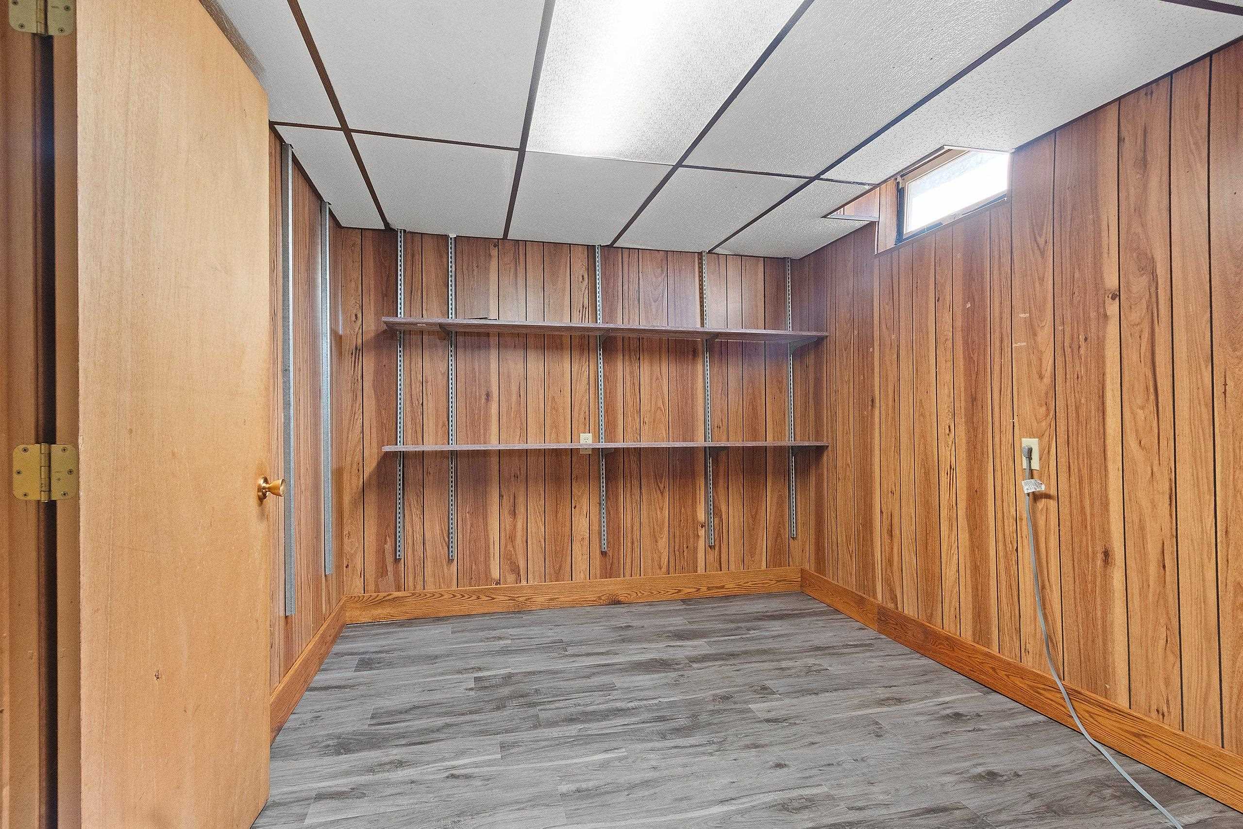 2105 North Ballard Road Appleton, WI 54911 - Photo 22 of 38