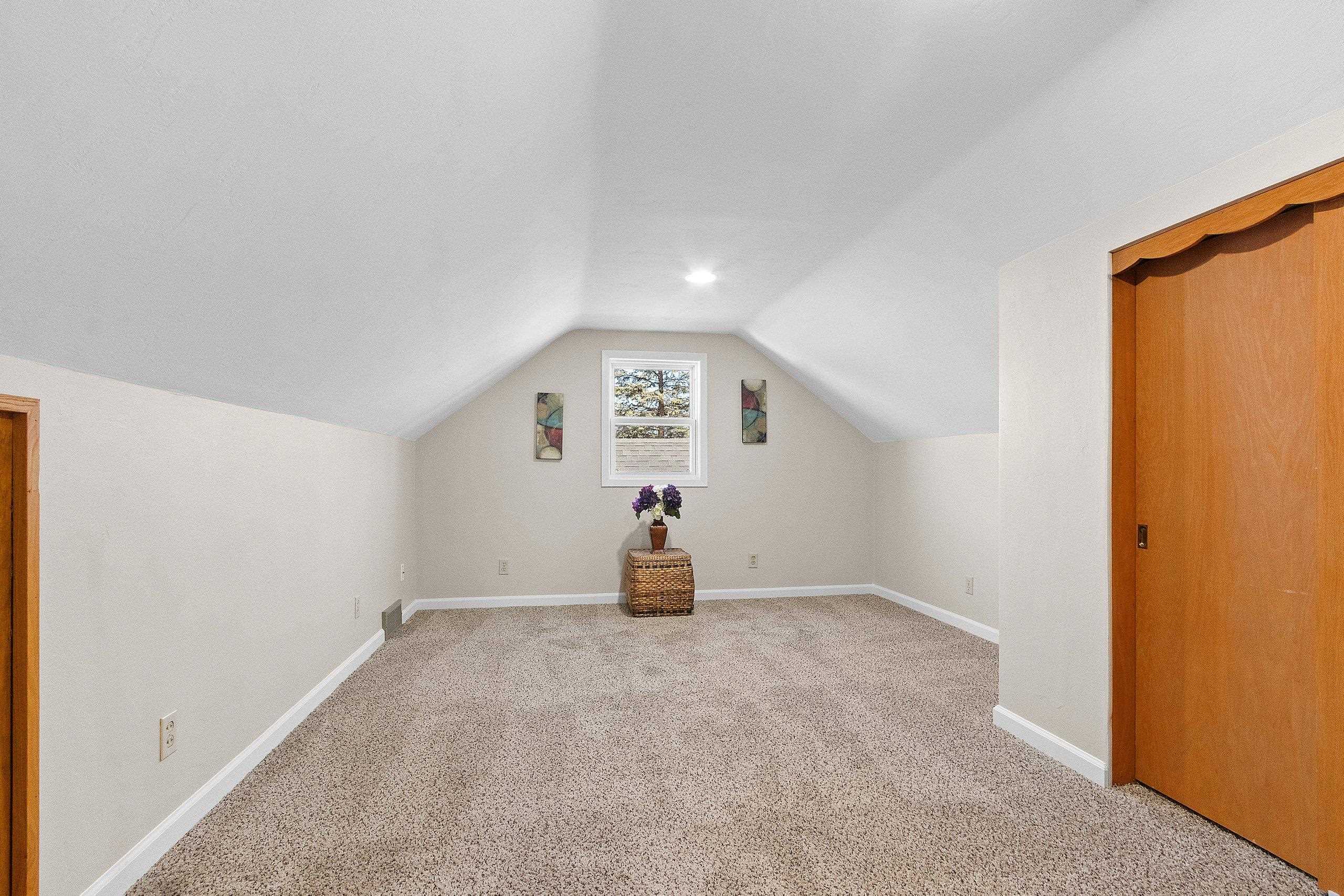 2105 North Ballard Road Appleton, WI 54911 - Photo 28 of 38