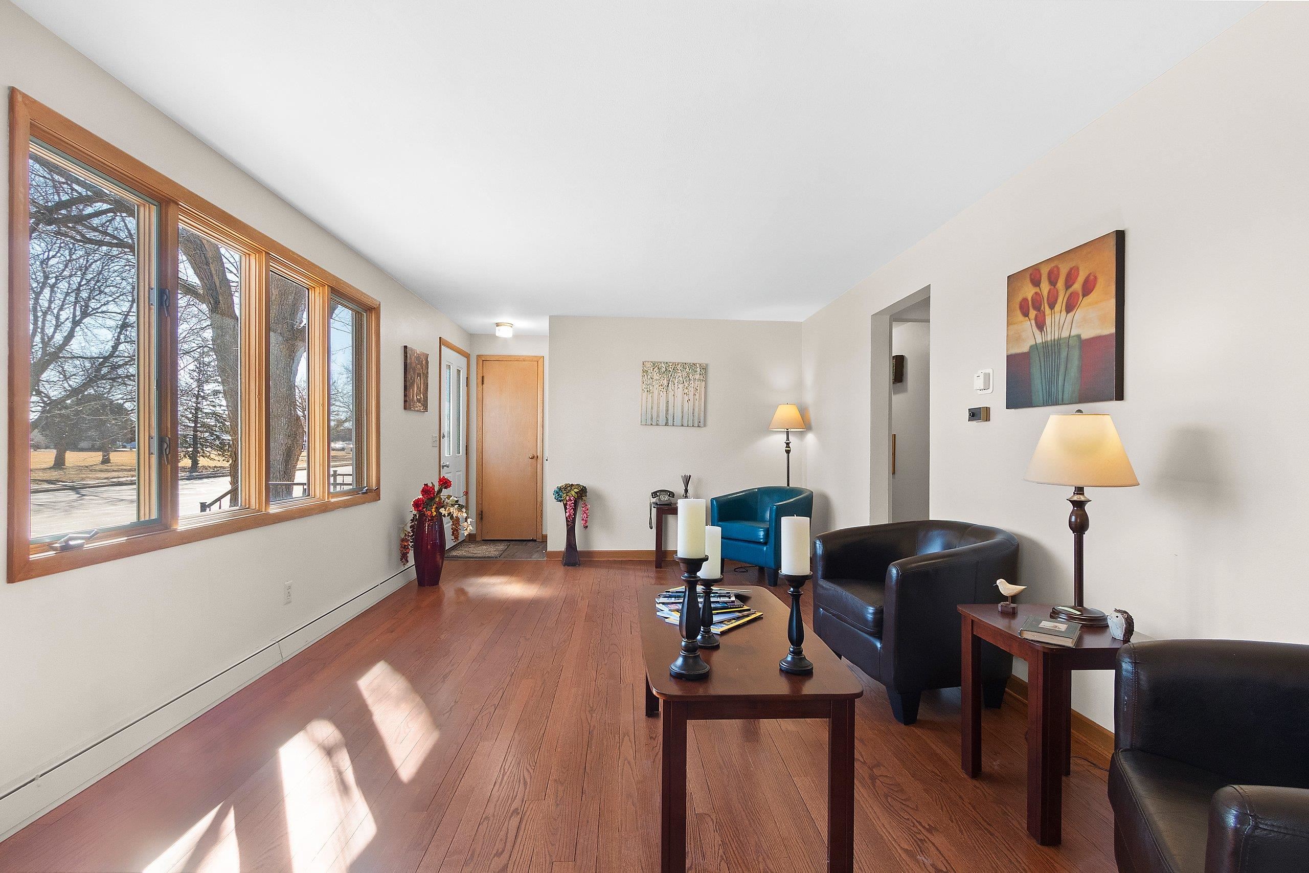 2105 North Ballard Road Appleton, WI 54911 - Photo 3 of 38