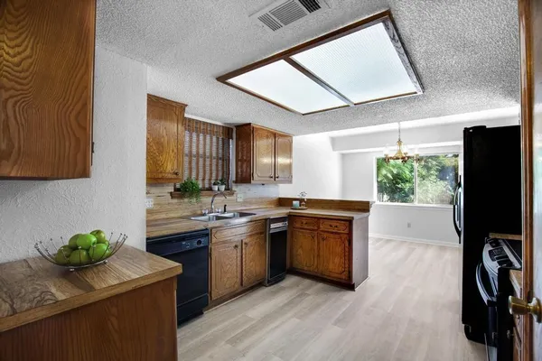 $2,200 | 9427 Braeburn Glen Street, Austin, TX 78729