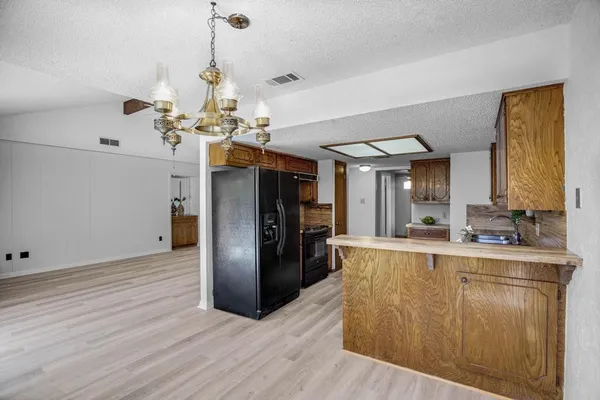 $2,200 | 9427 Braeburn Glen Street, Austin, TX 78729