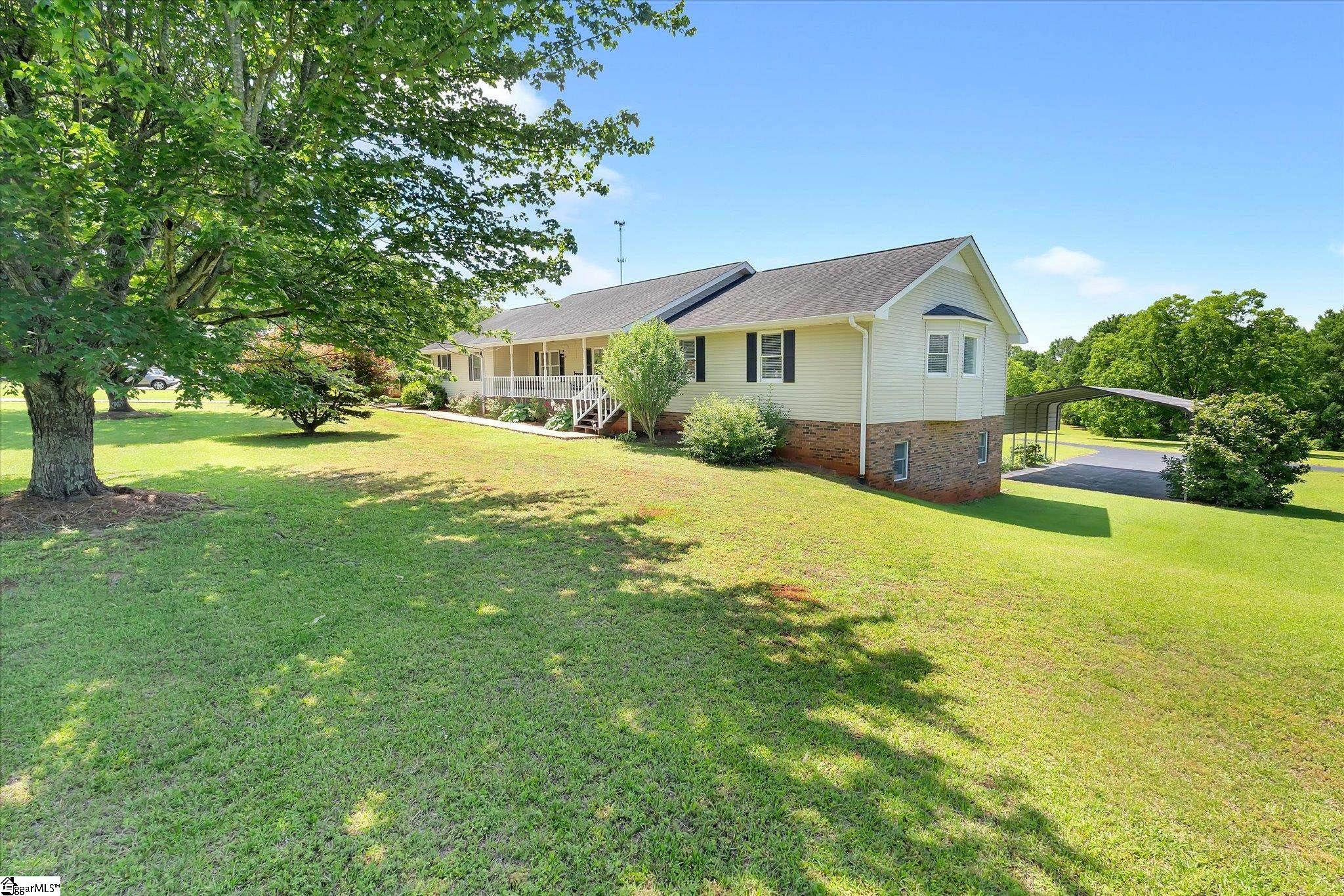 211 Sam Brown Road Seneca, SC 29678 - Photo 8 of 45