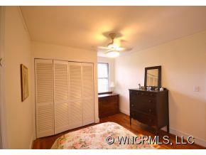 231 Woodland Road Tryon, NC 28782 - Photo 21 of 24 a view of workspace