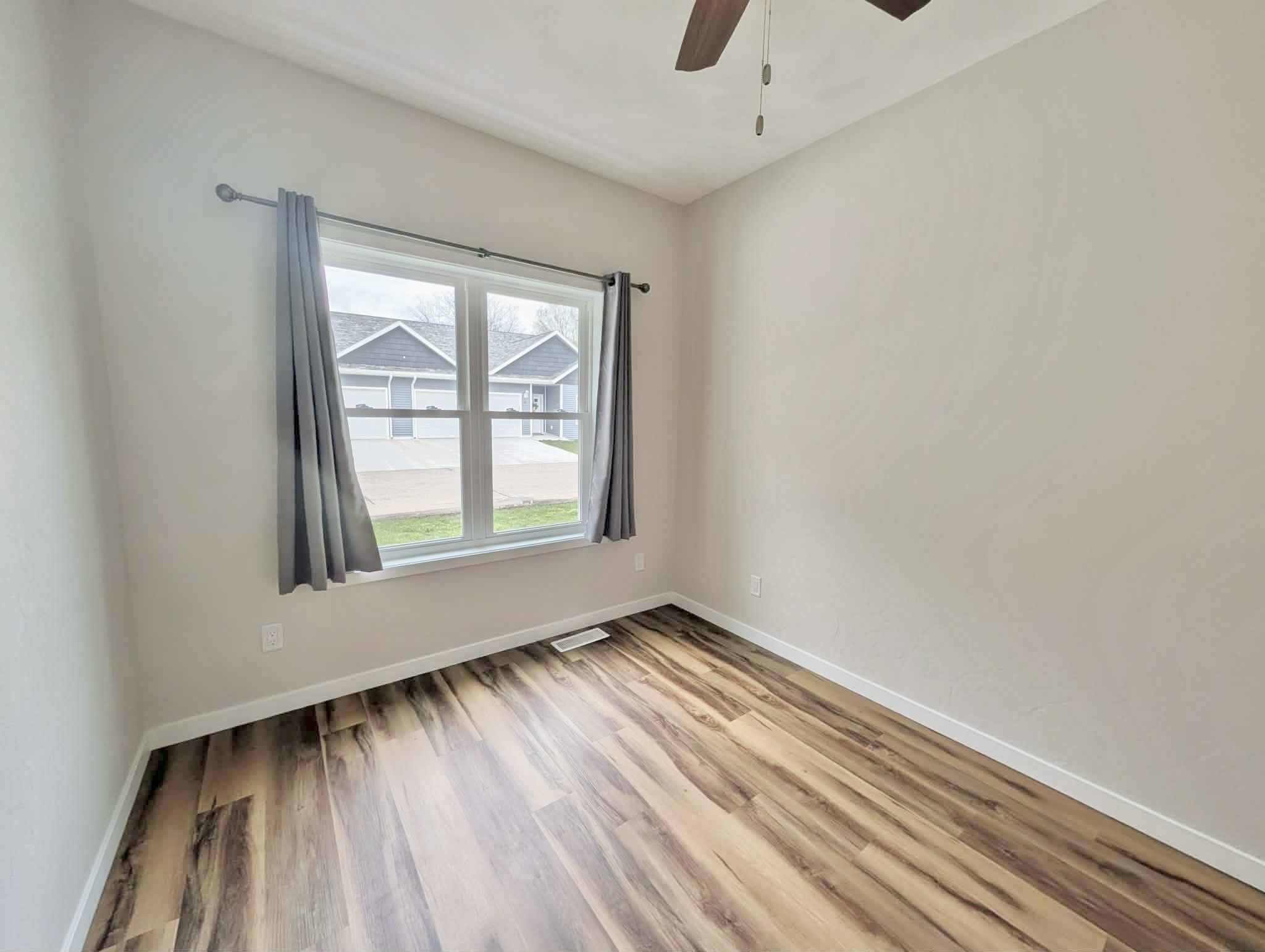 602 East Madison Avenue, Unit 35 Milton, WI 53563 - Photo 18 of 40