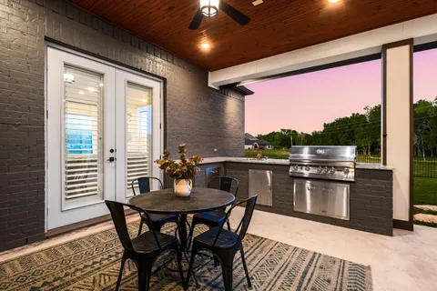 $875,000 | 3206 Whispering Pecans Drive, Fulshear, TX 77441