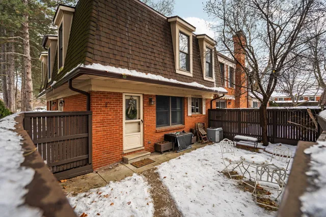 $340,000 | 3320 Alpine Drive, Ann Arbor, MI 48108