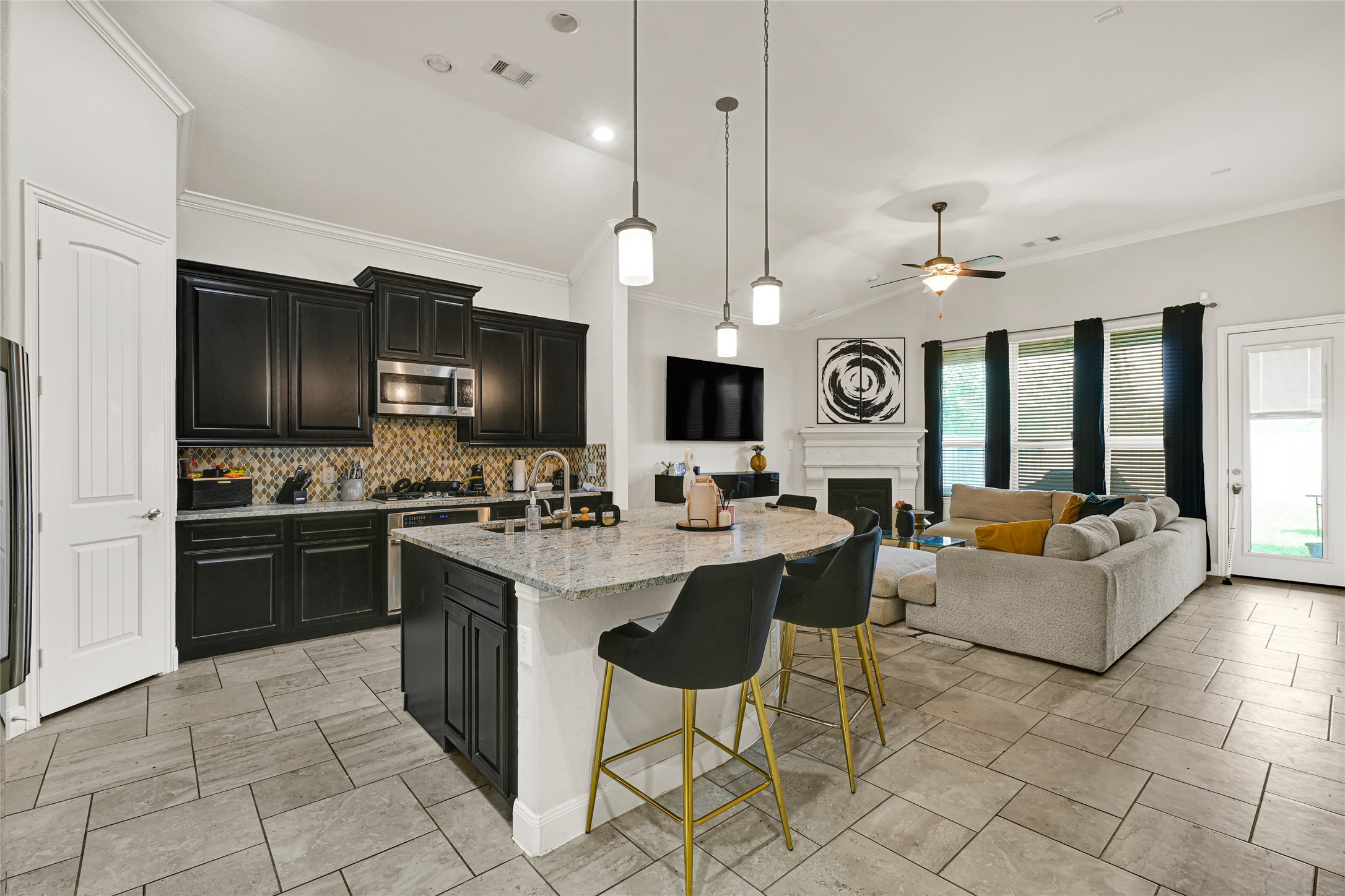 4723 Abercorn Street Rosharon, TX 77583 - Photo 10 of 17