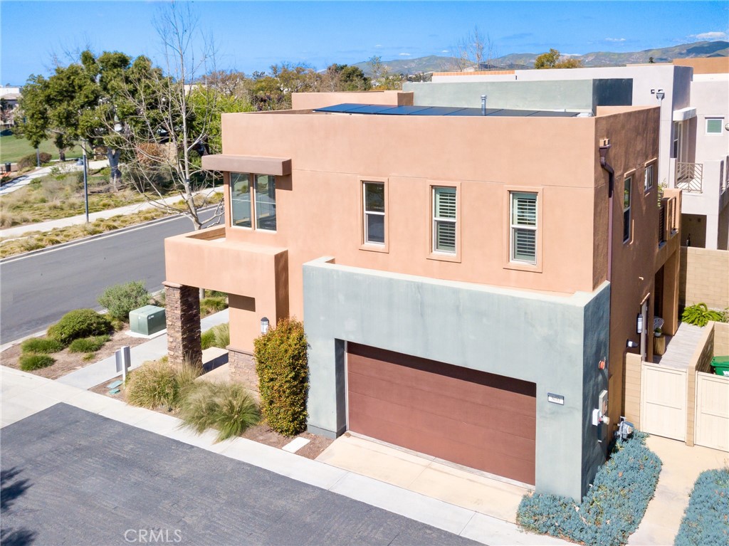 800 Beacon Irvine, CA 92618 - Photo 4 of 49 a front view of a house with a yard