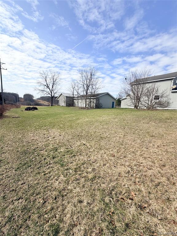 20463 Waubascon Road Battle Creek, MI 49017 - Photo 3 of 48 Gallery Image 3