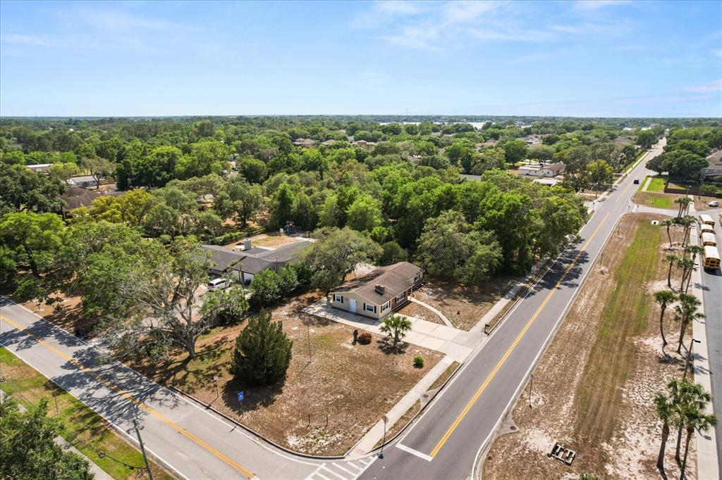 4070 McNeil Road Apopka, FL 32703 - Photo 25 of 28 a view of a terrace