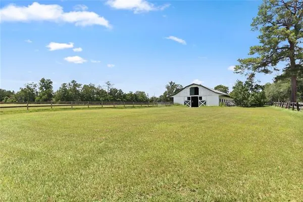 $695,000 | 81439 Jim Sharp Road, Covington, LA 70435